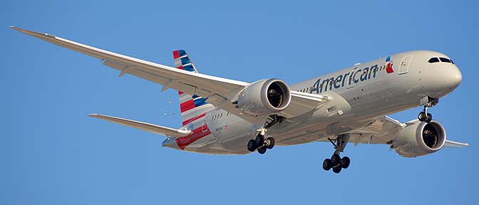 American Airlines' second Boeing 787-823 N801AC, Phoenix Sky Harbor, March 9, 2015